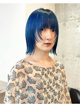 サクラ オモテサンドウ(SAKURA) ブルーカラー ハイトーンカラー 表参道