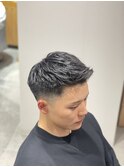 フェザーアップ バーバー フェードカット  アップバング