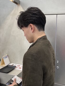 刈り上げセンターパート