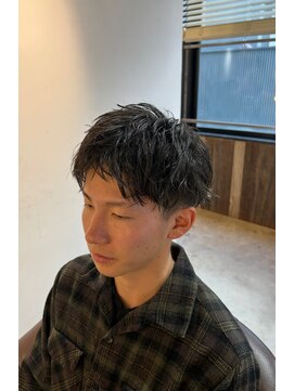 ビハインドザカーテン(BEHIND THE CURTAIN) 【セットが簡単】スパイキーショート×メンズ癖毛