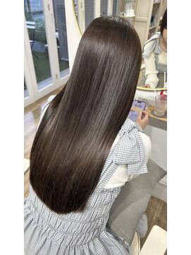 ケイリー(KAYLEE) 【イルミナカラー】グレージュ