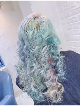 ウーロス(uros.) 淡めユニコーンカラー