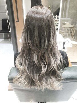 デイズ(days) アッシュグラデーションブリーチWカラーロングデザインカラー