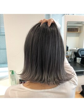 カラ ヘアーサロン(Kala Hair Salon) 外ハネグレージュ☆