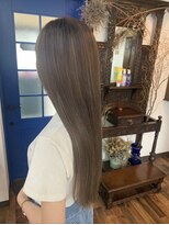 チェルシー(CHELSEA) 透明感のある艶カラー