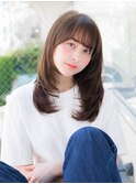 レイヤーカットで大人可愛く