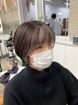 ルチナ 秦野(Lucina)&nbsp;フェイスフレーミング/ショートボブ/シルバーグレージュ