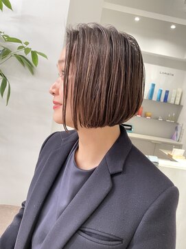 ロマリア 青山 南青山(Lomalia) ハイライトボブ