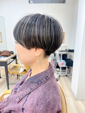 モリオ フロム ロンドン 成増店 【morio成増 セリザワ】刈り上げショート ハイライトカラー