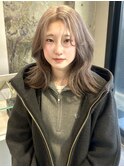 mayu//ミルクティーベージュホワイトアッシュくびれヘアブリーチ