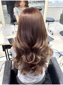コテ巻きスタイリング透明感カラーレイヤーカット