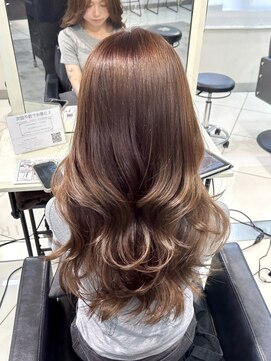 ヴェイン 渋谷(vain) コテ巻きスタイリング透明感カラーレイヤーカット