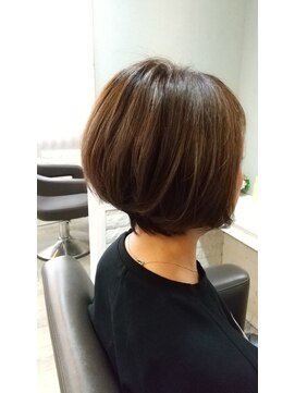 ラフィーネ(raffine) ショートボブ
