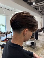 メゾンフォーメン 心斎橋店(Maison for men)&nbsp;センターパート/テーパーフェード/フェード/ビジネススタイル