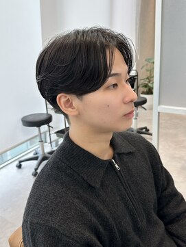 ジーナ 天神(Zina) 毛流れセンターパート(メンズカット/ダウンパーマ/ナチュラル)