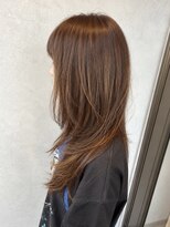 フィガロ バイ テイラー(FIGARO by Taylor) 艶×レイヤーで魅せる、横顔美人ヘア