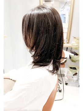 ミッシェル アフロート(michelle afloat) 20代30代40代50代ラウンドCカーブカット×大人ナチュラル動き