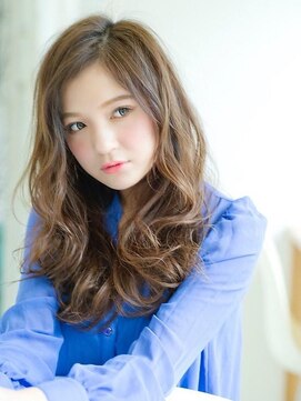 ロンド ストラーダ 心斎橋(Lond strada) 【津賀　涼】ショートグレージュカラーボブウルフココアベージュ