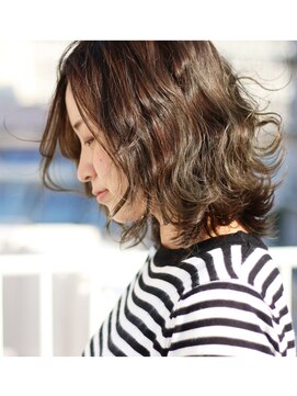 コンパス(COMPASS) カーキアッシュグレージュ