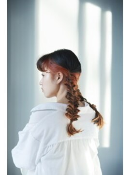 ヒクルーム(HIQU ROOM) フィッシュボーン