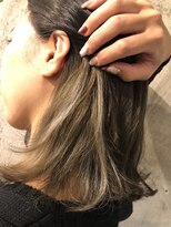 ヘアーデザイン ユーケー(Hair design Yu K) インナーカラー×シルバーグレー