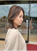 艶髪×ゆる巻きミディアム