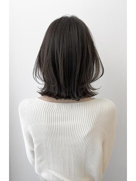 ネオリーブ チロル 横浜西口店(Neolive CiroL.) こなれミディ　縮毛矯正　大人可愛い　くびれボブ