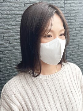 ヘアアンドビューティー クローバー(Hair&Beauty Clover) 切りっぱなしボブ/アースカラー