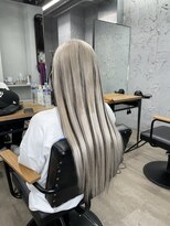 ヘアスタジオワン 藤沢店(HAIR STUDIO ONE) ホワイトアッシュベージュローライト