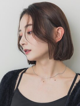 アイトーキョーエス 渋谷(AI TOKYO S) 斜めバング/シルキーベージュ/ブラントカット[渋谷駅]