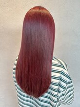 おひとりおひとりの髪の悩みにアプローチできるよう、豊富なトリートメントを揃えてお待ちしております◎