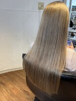 ブリング バイ スノードロップ 吉祥寺(BRING by Snowdrop)&nbsp;デザインカラー/レイヤーカット/ウェットヘア/オリーブベージュ