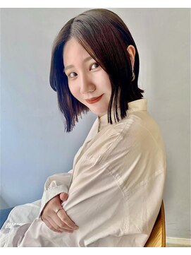 ヨーク(yoke) 切りっぱなしボブ