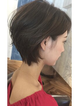 ブルーチ オーセンティック ヘアー(BLUECH Authentic Hair) ショートボブ
