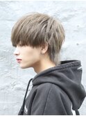 ハイトーンベージュ　マッシュウルフ
