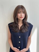 アルツ グレアス(ALTS glaness) ブリーチなしオリーブグリーン×レイヤースタイル