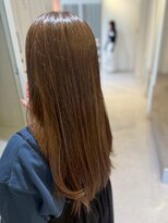 スペックホルダーミミ(Spec Holder mimi)&nbsp;大人の艶感を引き出す。ナチュラルブラウンストレート