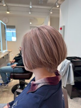 ブリッツ レボ(BLITZ-REVO) イメチェン/ピンクベージュ/アンブレラカラー/前髪/柏駅