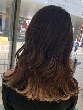 アッシュ 立川店(Ash) グラデーションカラー