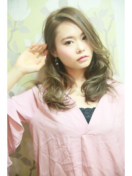 テテクルー(tete et clou) ミルクベージュ