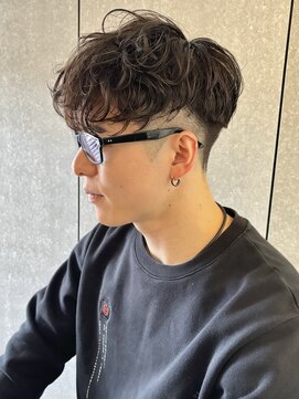 ニアウ 太田店(Niau) メンズパーマ波巻きスパイラルパーマスペインカール群馬太田眉毛