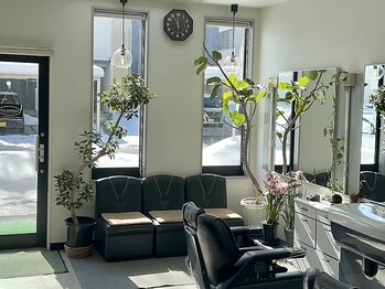エレガンス(Elegance)の写真/大型店が苦手な方にも!メンズスタイルに特化したサロン“Elegance” カッコイイは勿論清潔感あるメンズに!