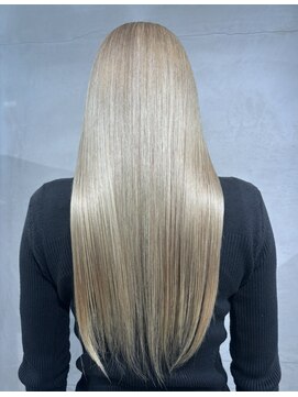 オジョマノ(OjOmano) 〈h5〉ホワイトベージュハイトーンカラー10代20代