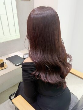 ビブ(VIV) コテ巻きしやすいレイヤーカット×大人可愛いカシスブラウン♪