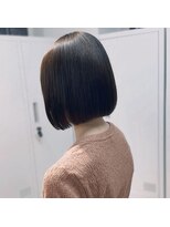 ザ シェノン ウメダ(THE CHAINON UMEDA)&nbsp;ダークパープル/ナチュラルショート/夏のヘアアレンジ/大阪梅田