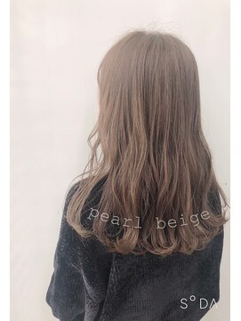 ジーナ 福岡天神(Zina) pearl beige♪