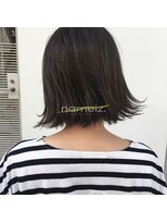 ネイミーズ 横浜関内(nameiz.) 【横浜美容室ネイミーズ】切りっぱなし外ハネナチュラルボブ