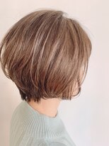 ブロッサム 若葉店(Blossom) ワンカールパーマのショートボブ