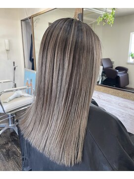 ロール(ROLL) バレイヤージュ