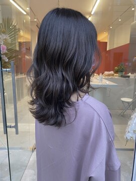 ラフランクリー(la frankly) 20代30代/大人かわいい/小顔ひし形/髪質改善/レイヤースタイル